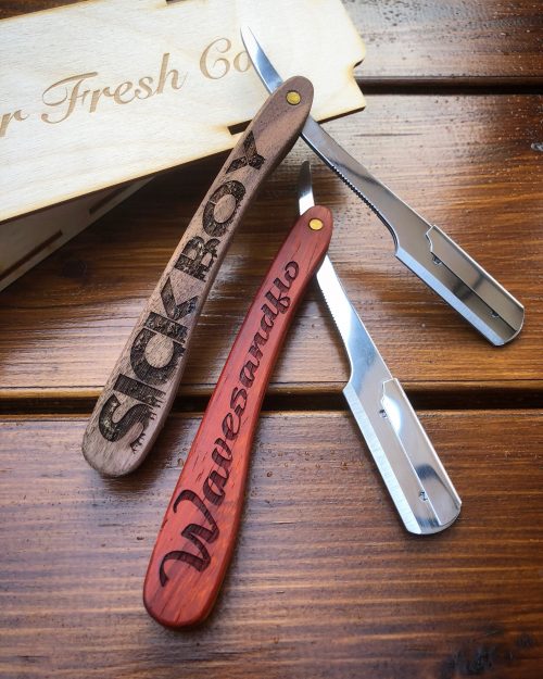 Custom-engraved-straight-razor-barber-tools